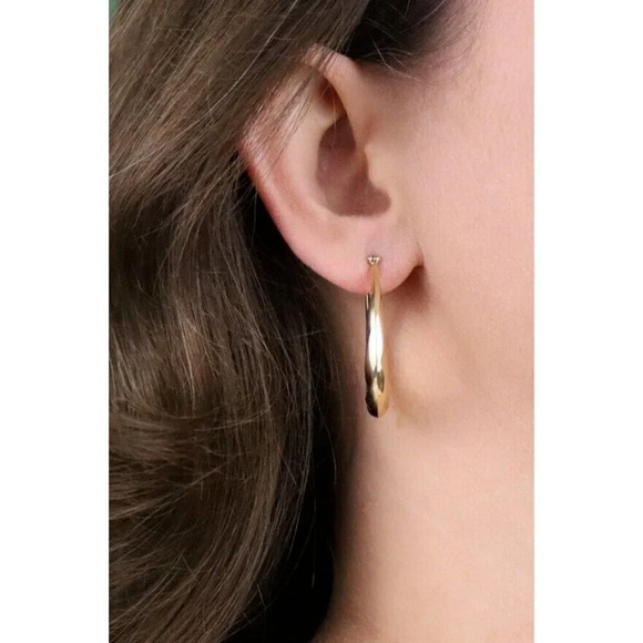 14k Yellow Gold Hollow Oval Hoop Earrings 1 1/2" Long Hoops - Picture 4 of 8